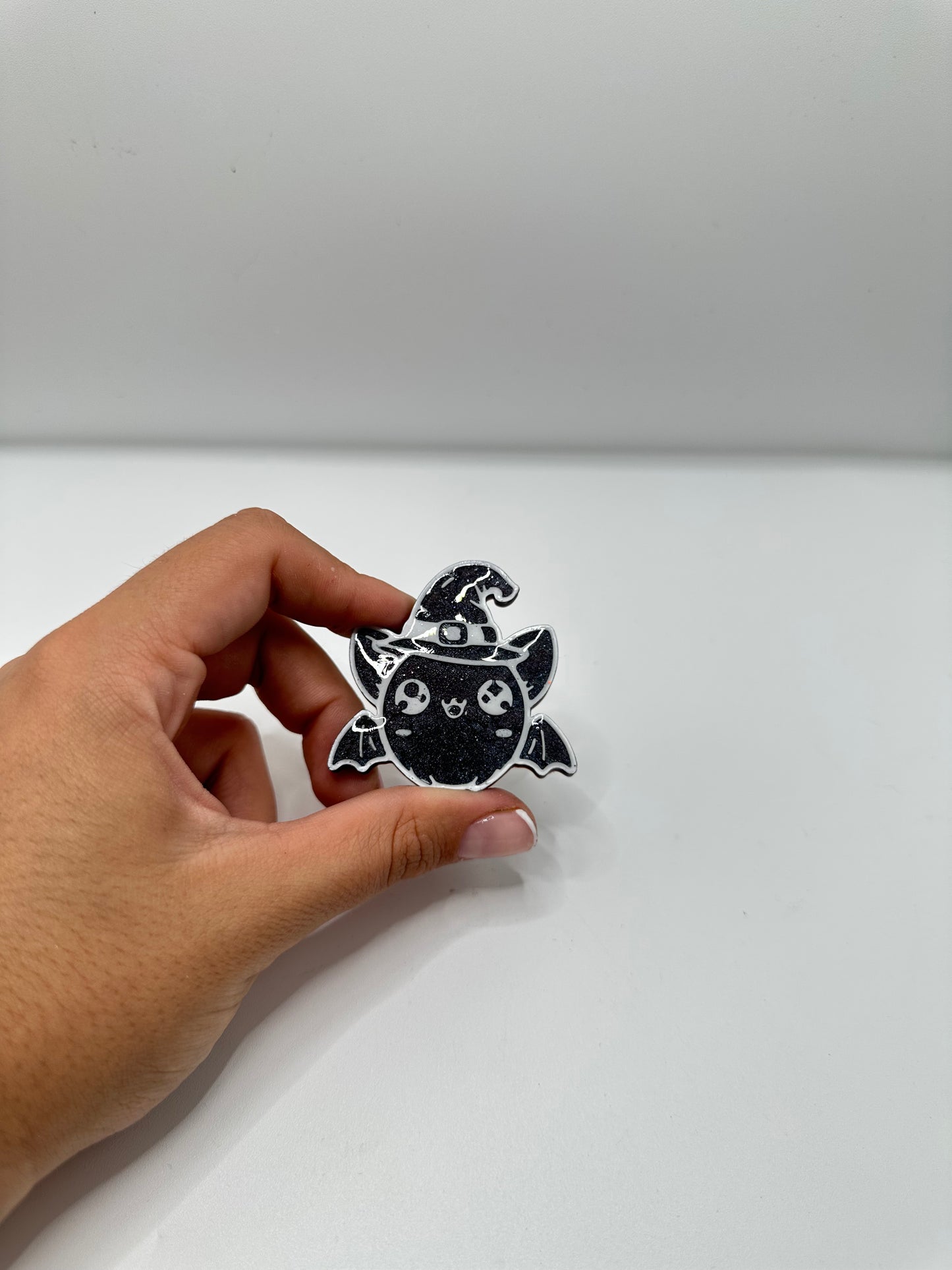 Cover minder dp. En resina pintado a mano