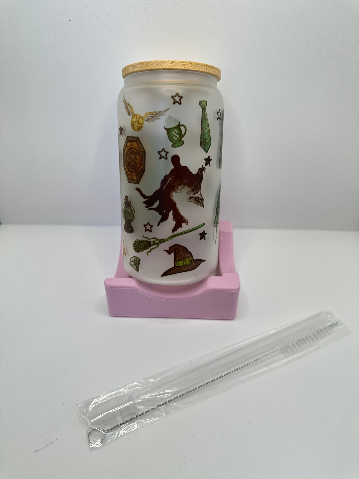 Vaso con tapa y cañita