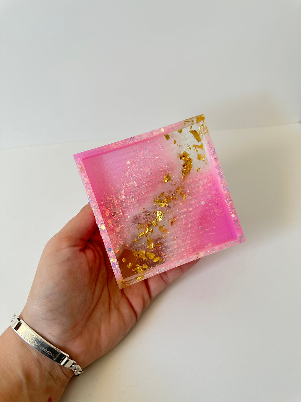 Bandeja dp resina “cuadrada grande  ”