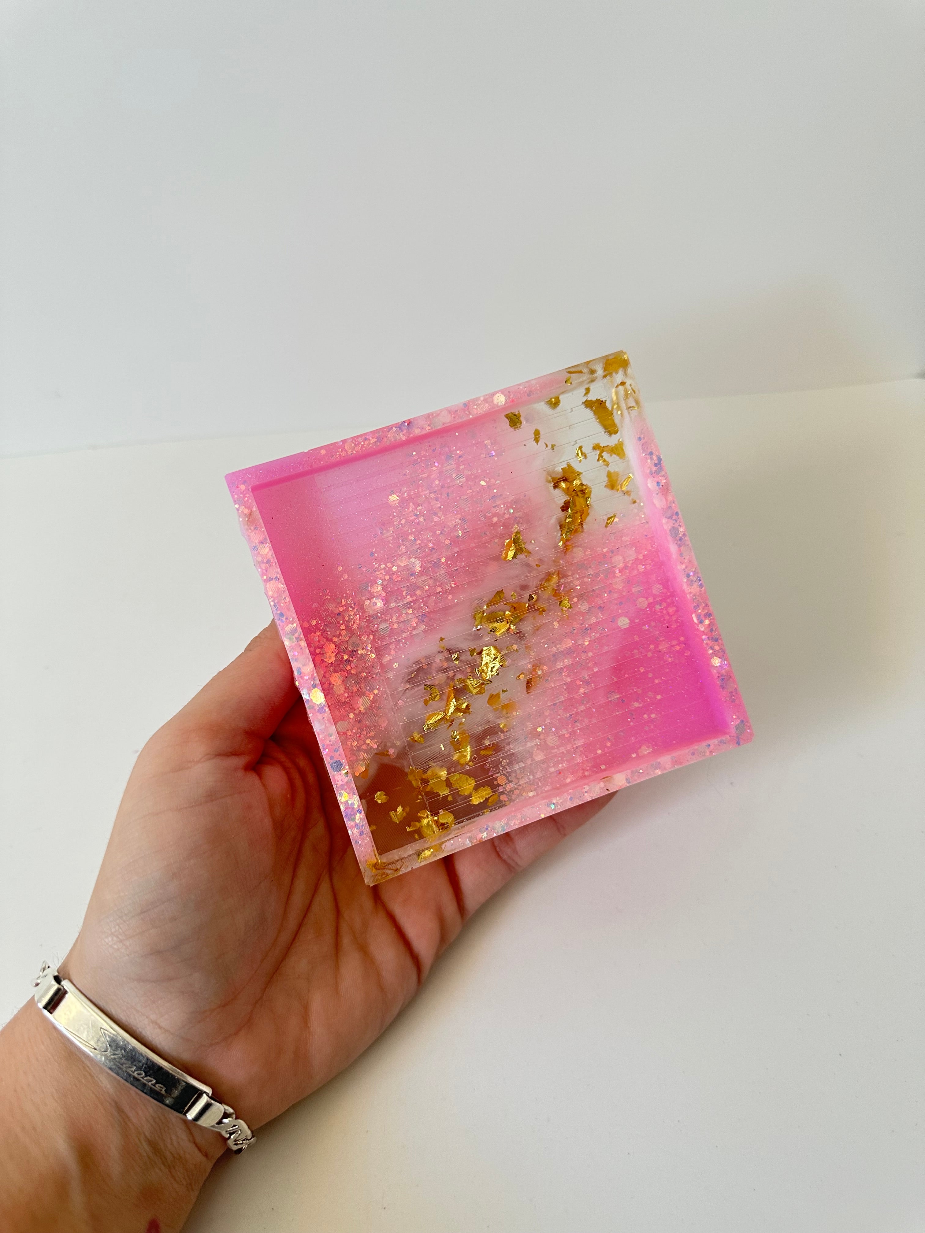 Bandeja dp resina “cuadrada grande  ”