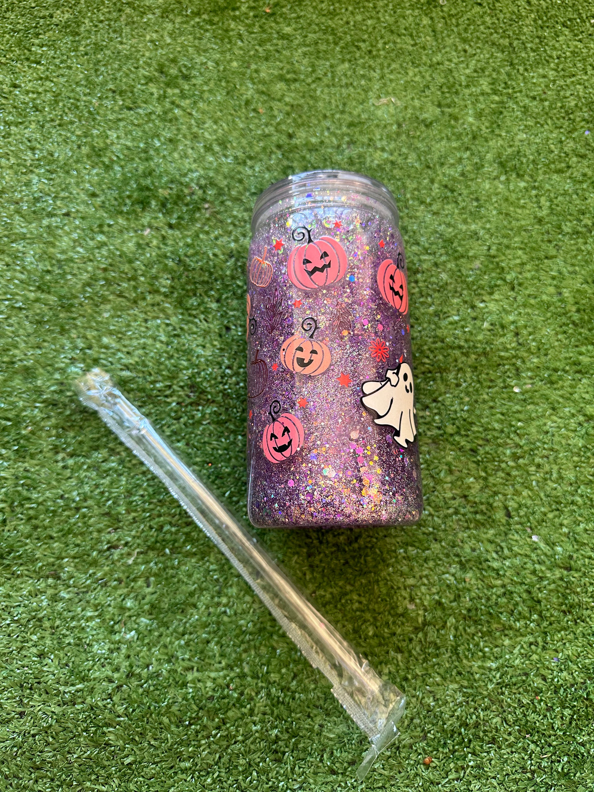 Vaso shaker con tapa y cañita