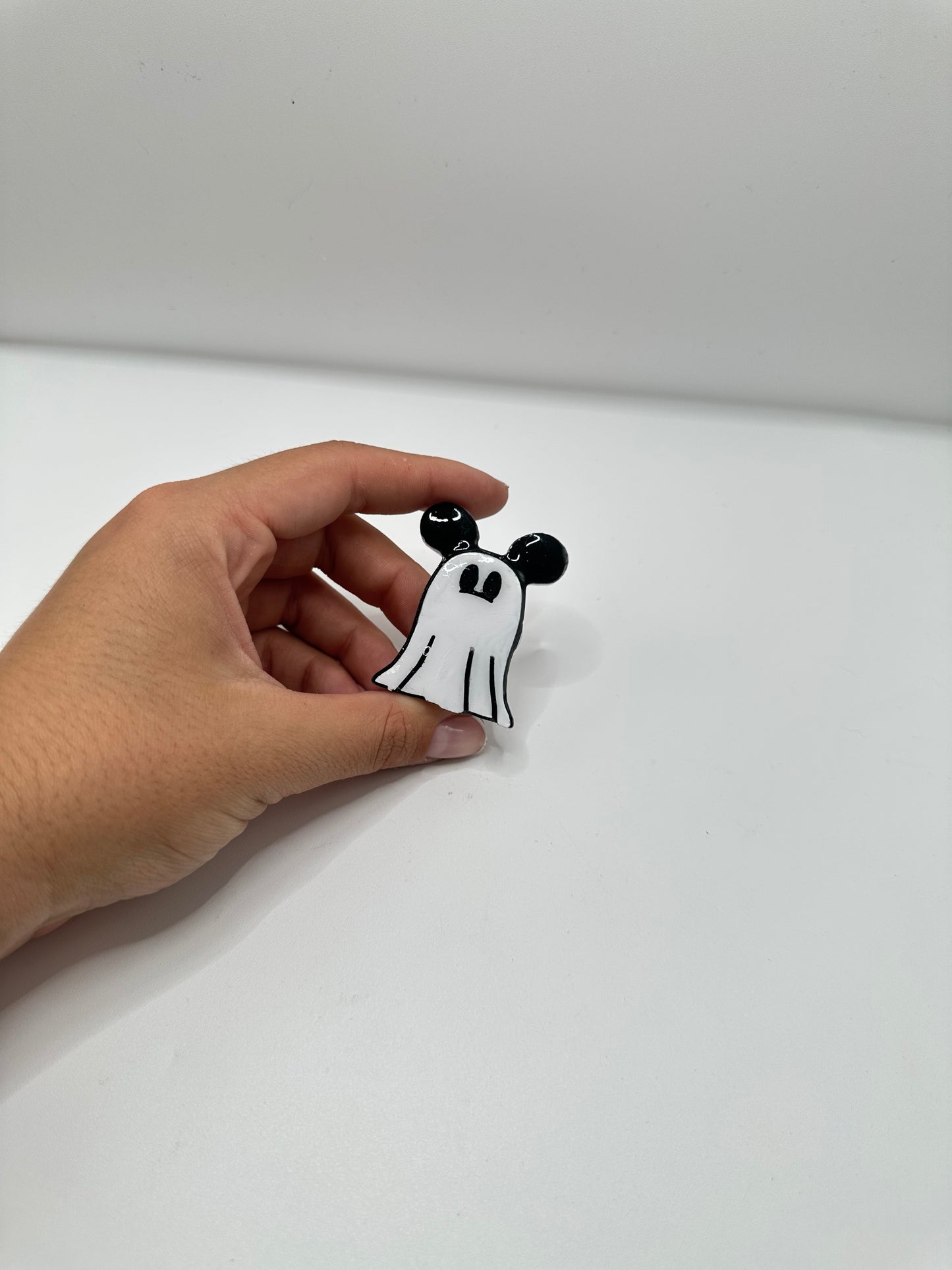 Cover minder dp. En resina pintado a mano
