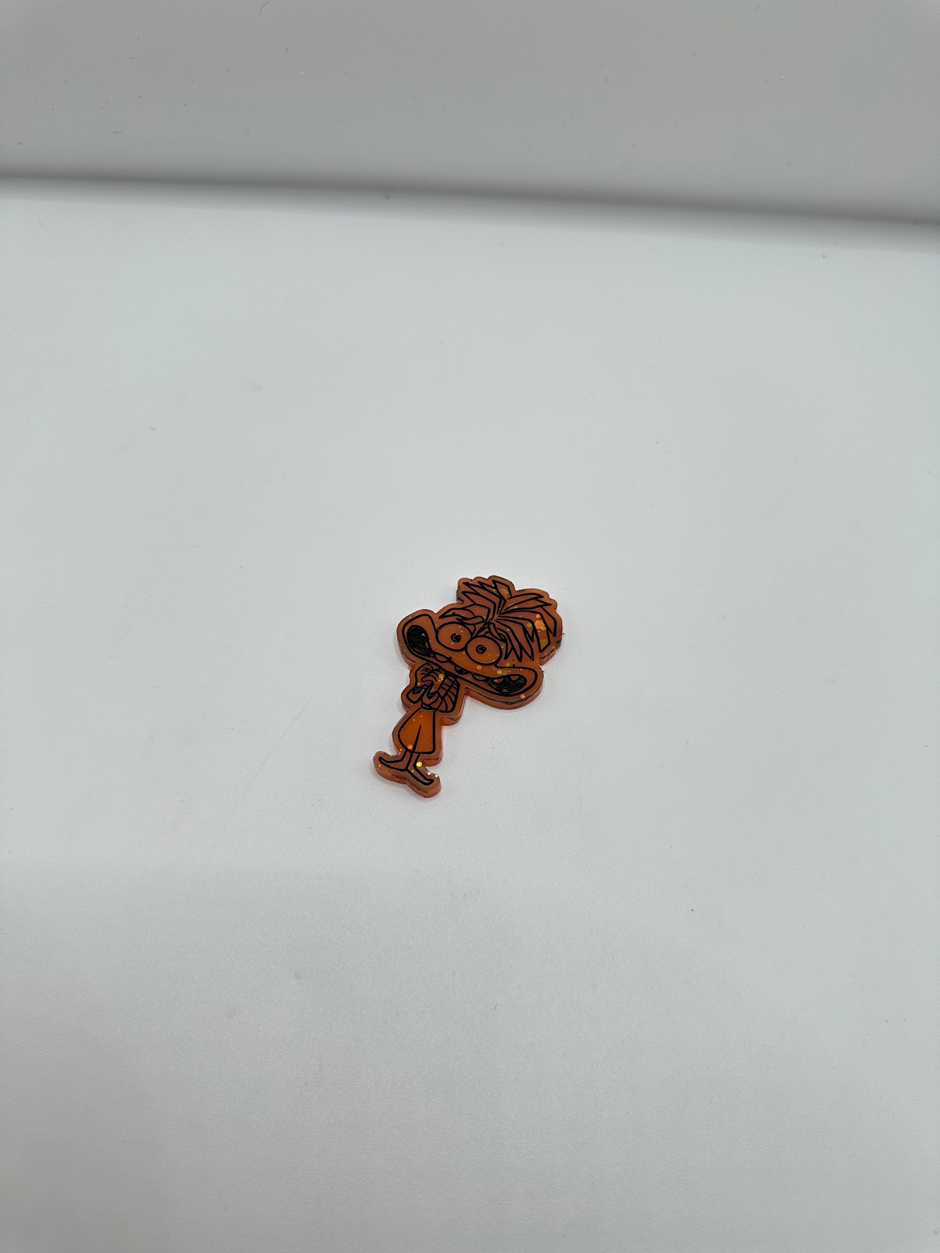 Cover minder dp. En resina pintado a mano