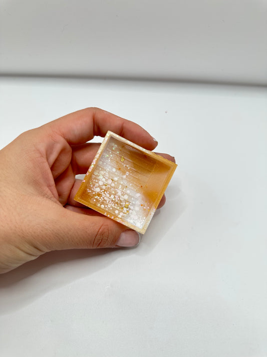 Bandeja dp resina “cuadrada pequeña ”