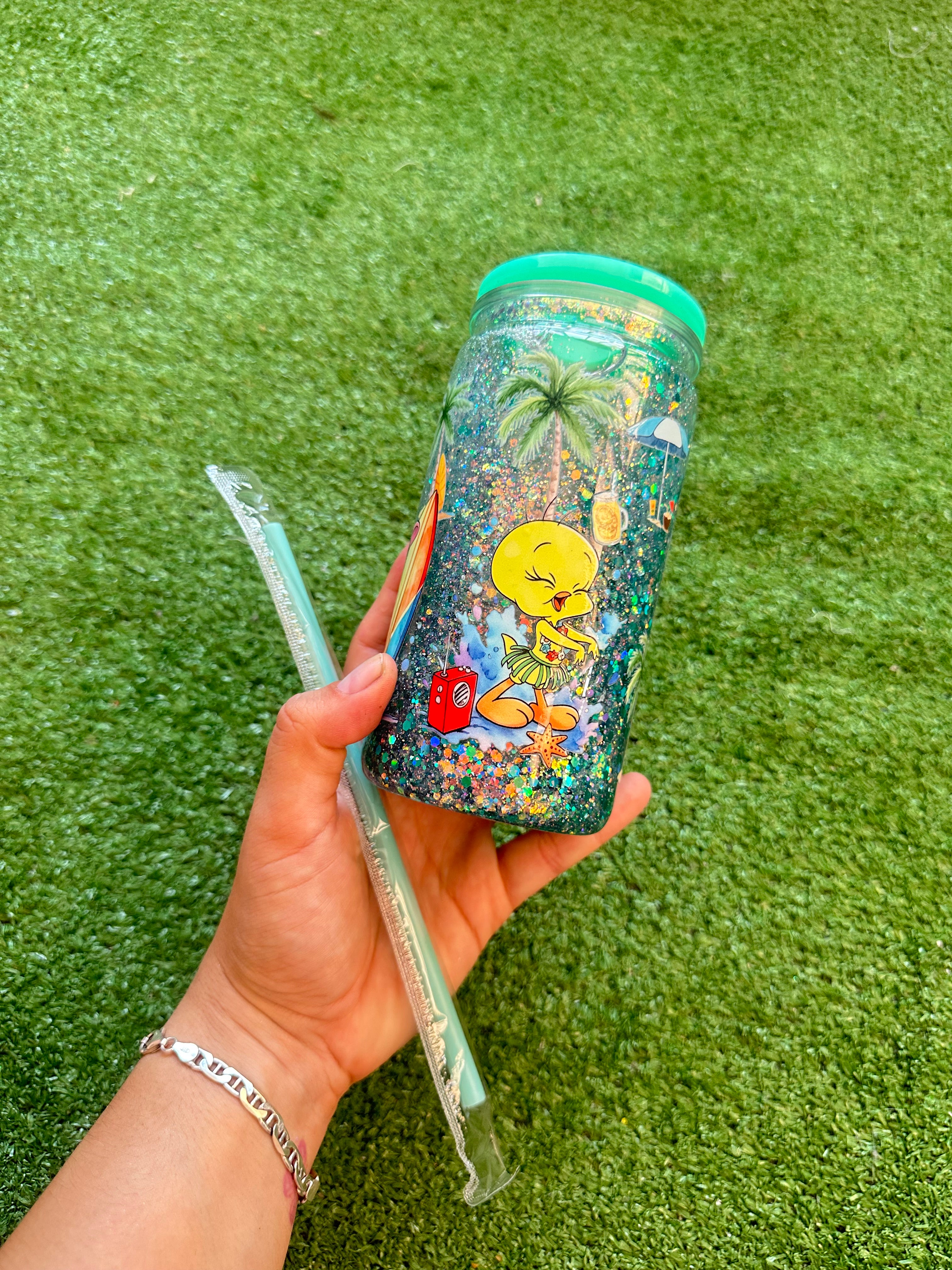 Vaso shaker con tapa y cañita