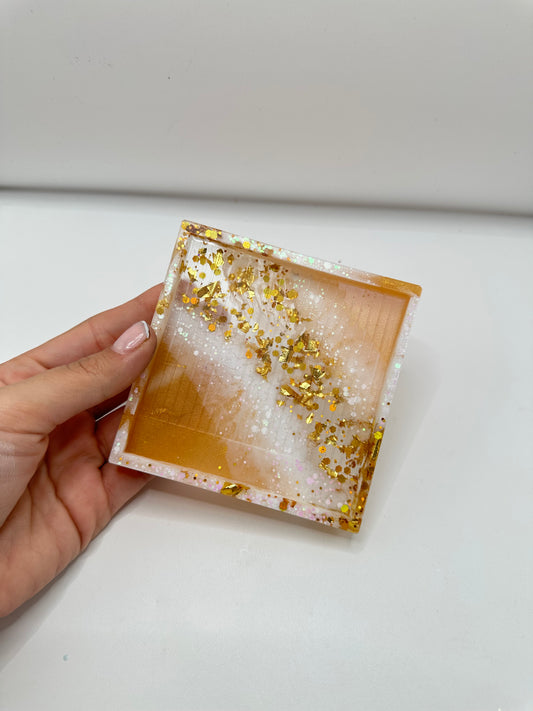 Bandeja dp resina “cuadrada grande  ”