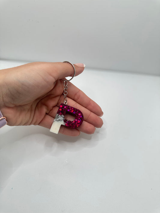 Llavero inicial en resina