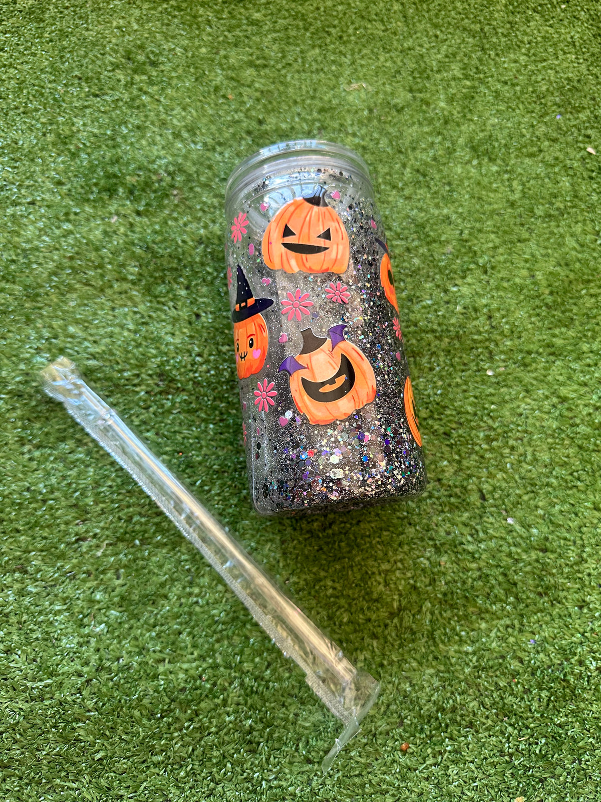 Vaso shaker con tapa y cañita