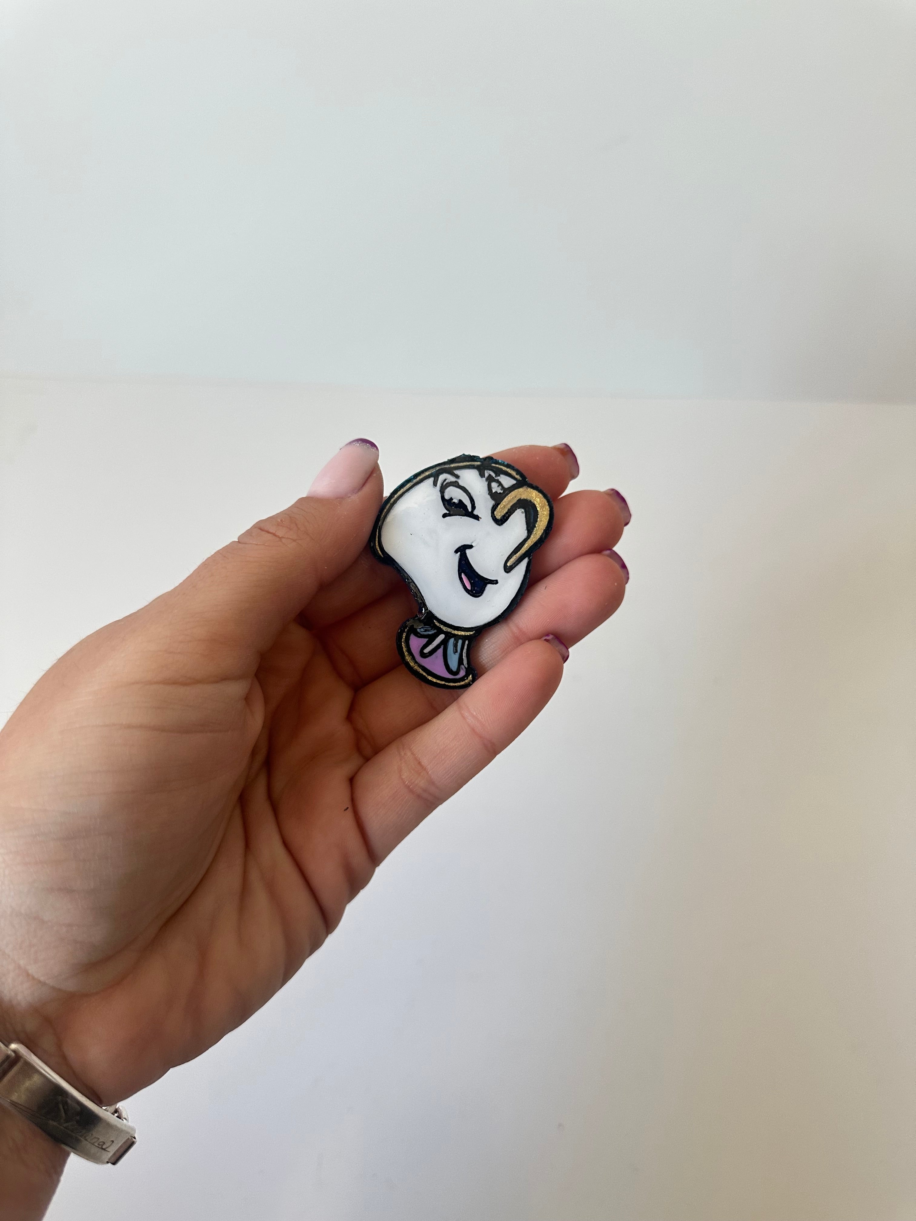 Cover minder dp. En resina pintado a mano