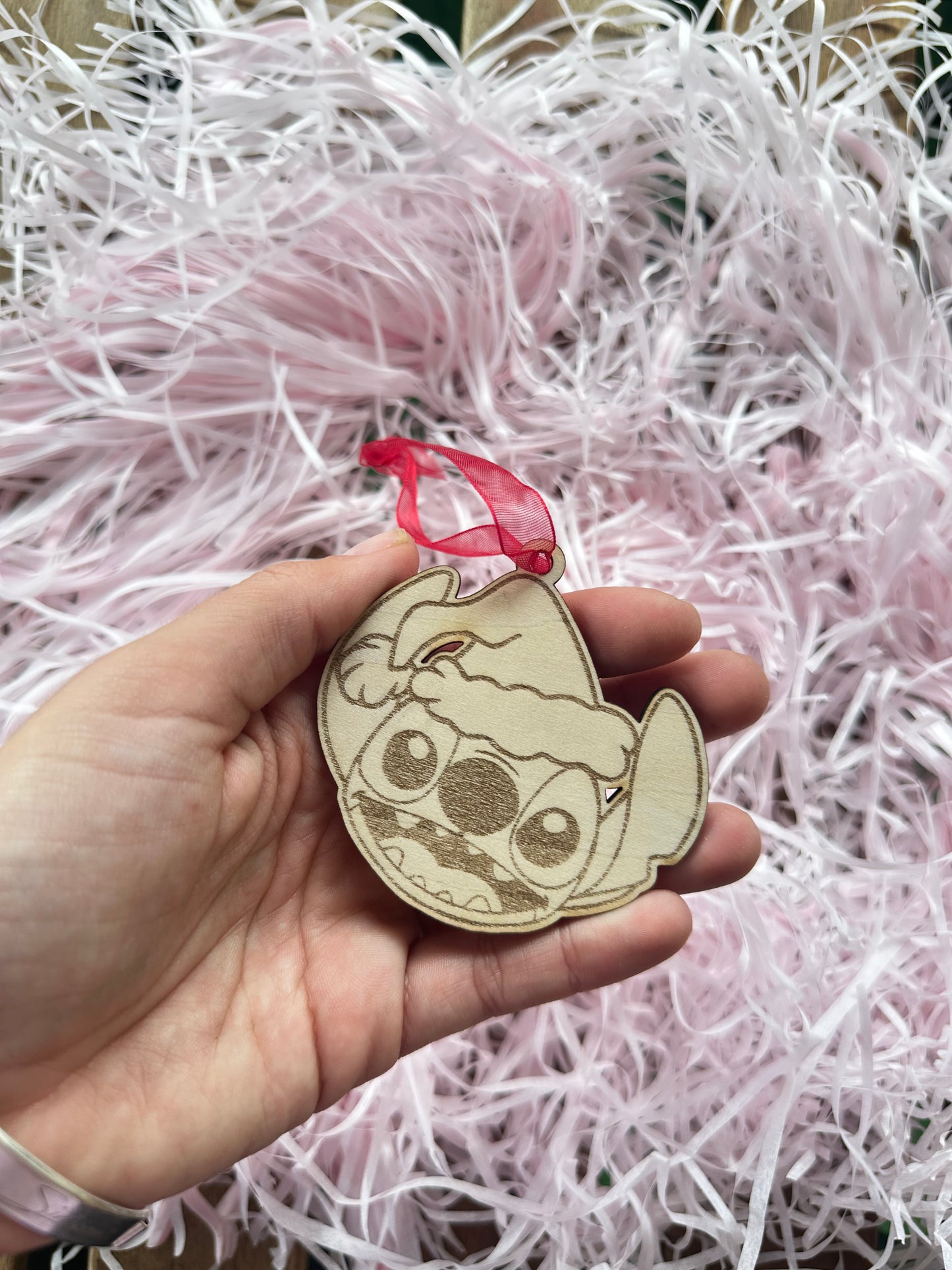 Bola de Navidad madera Stitch