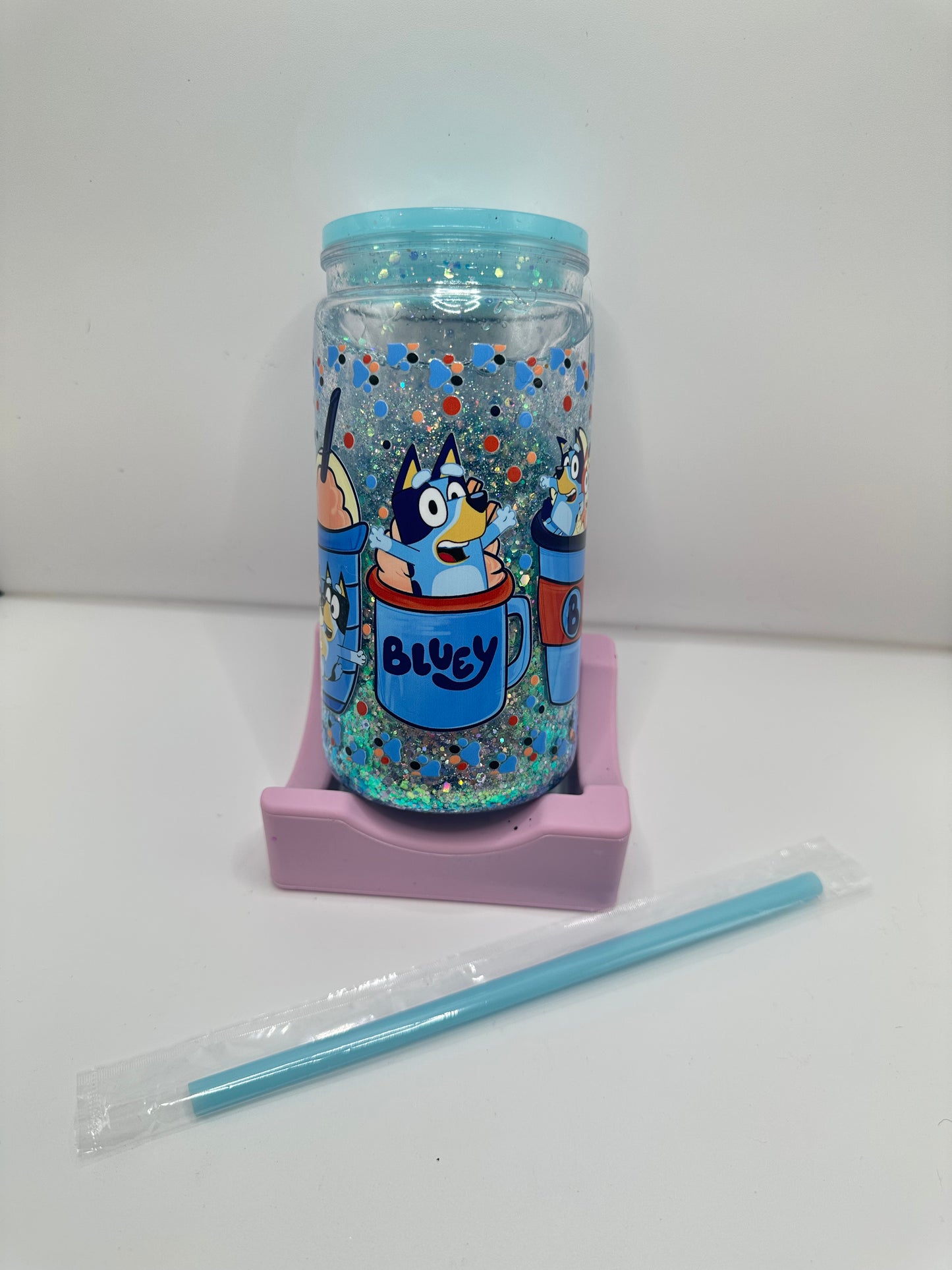 Vaso shaker con tapa y cañita