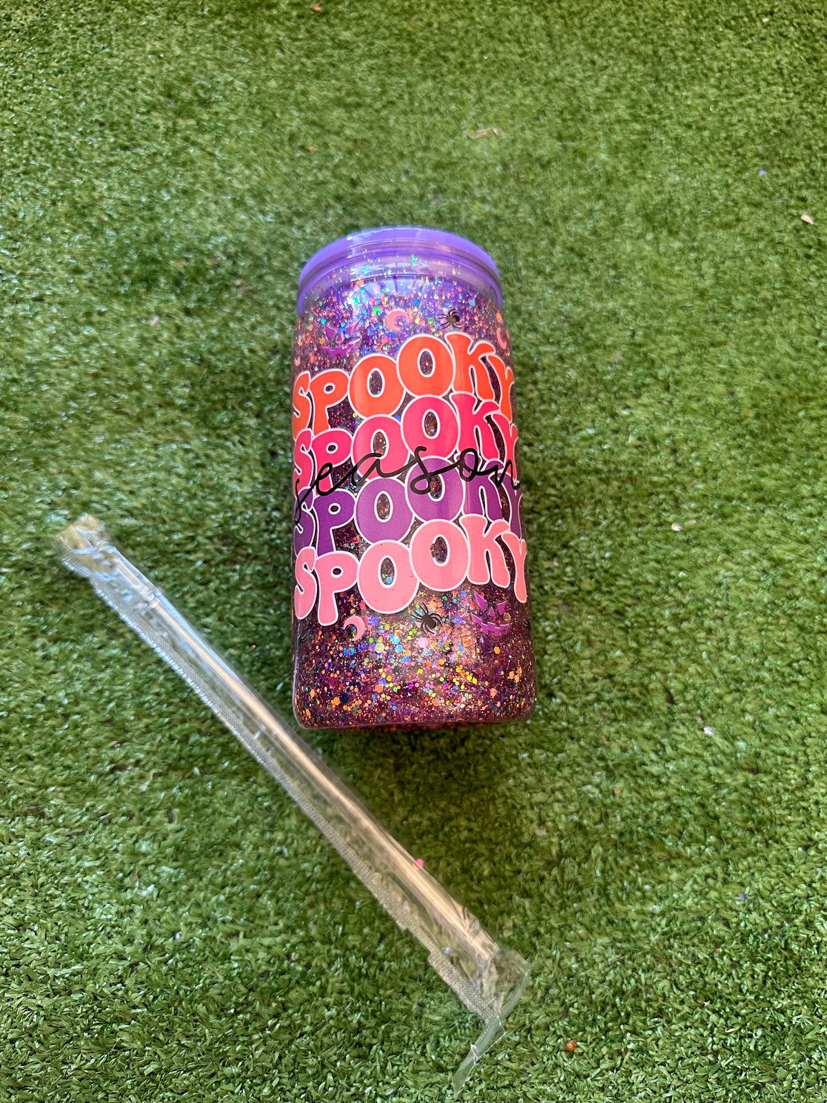 Vaso shaker con tapa y cañita