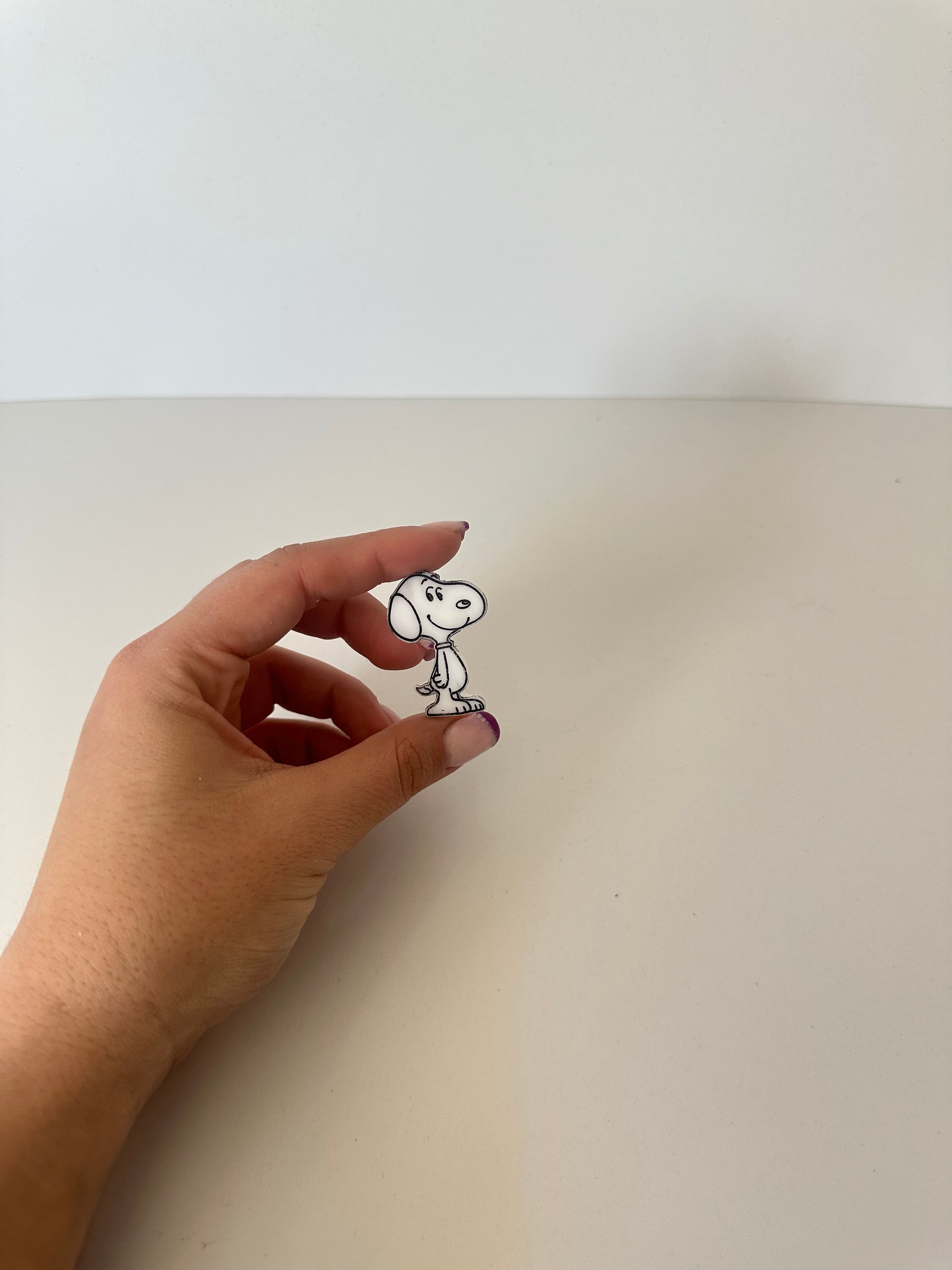 Cover minder dp. En resina pintado a mano