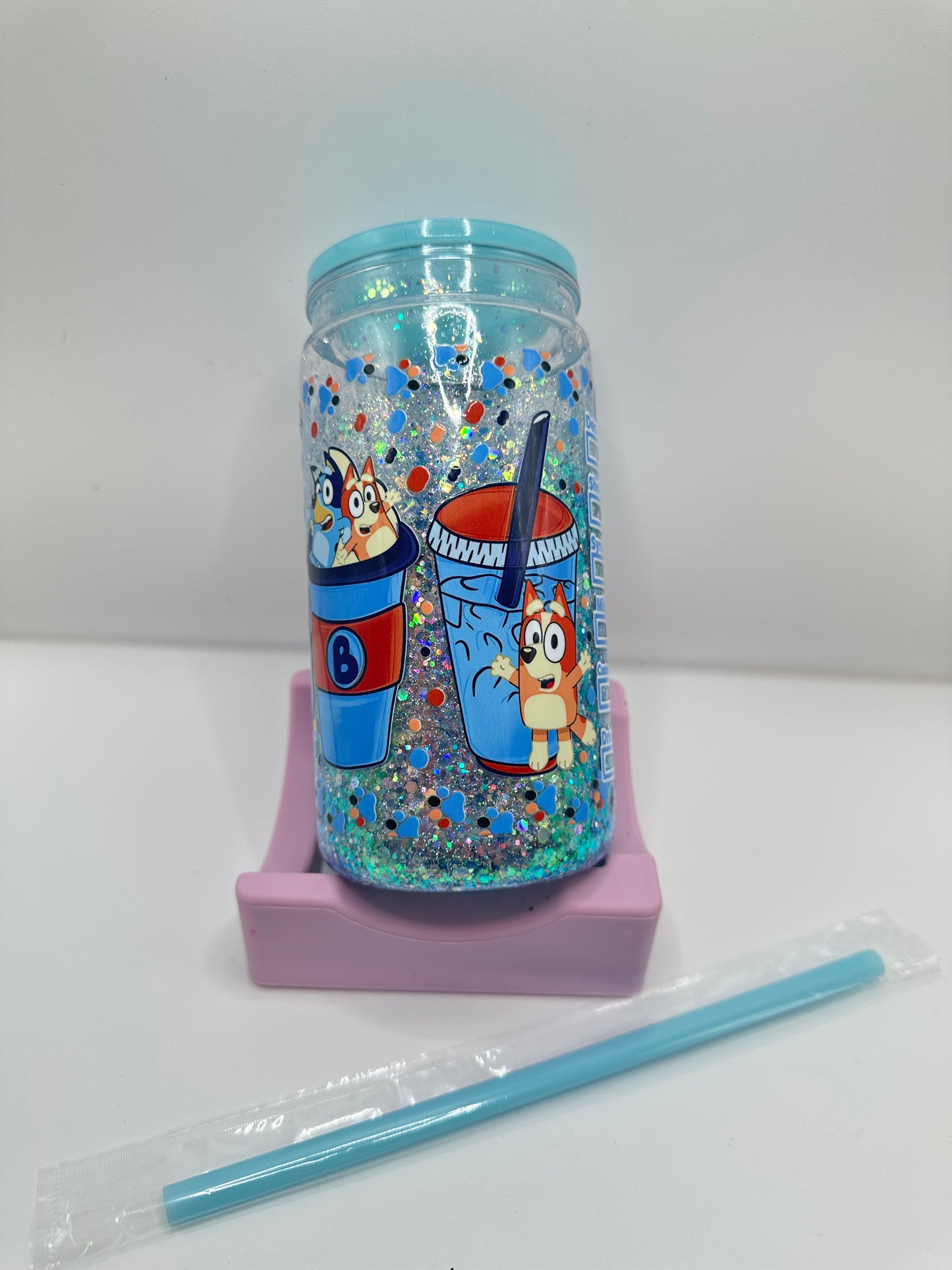 Vaso shaker con tapa y cañita