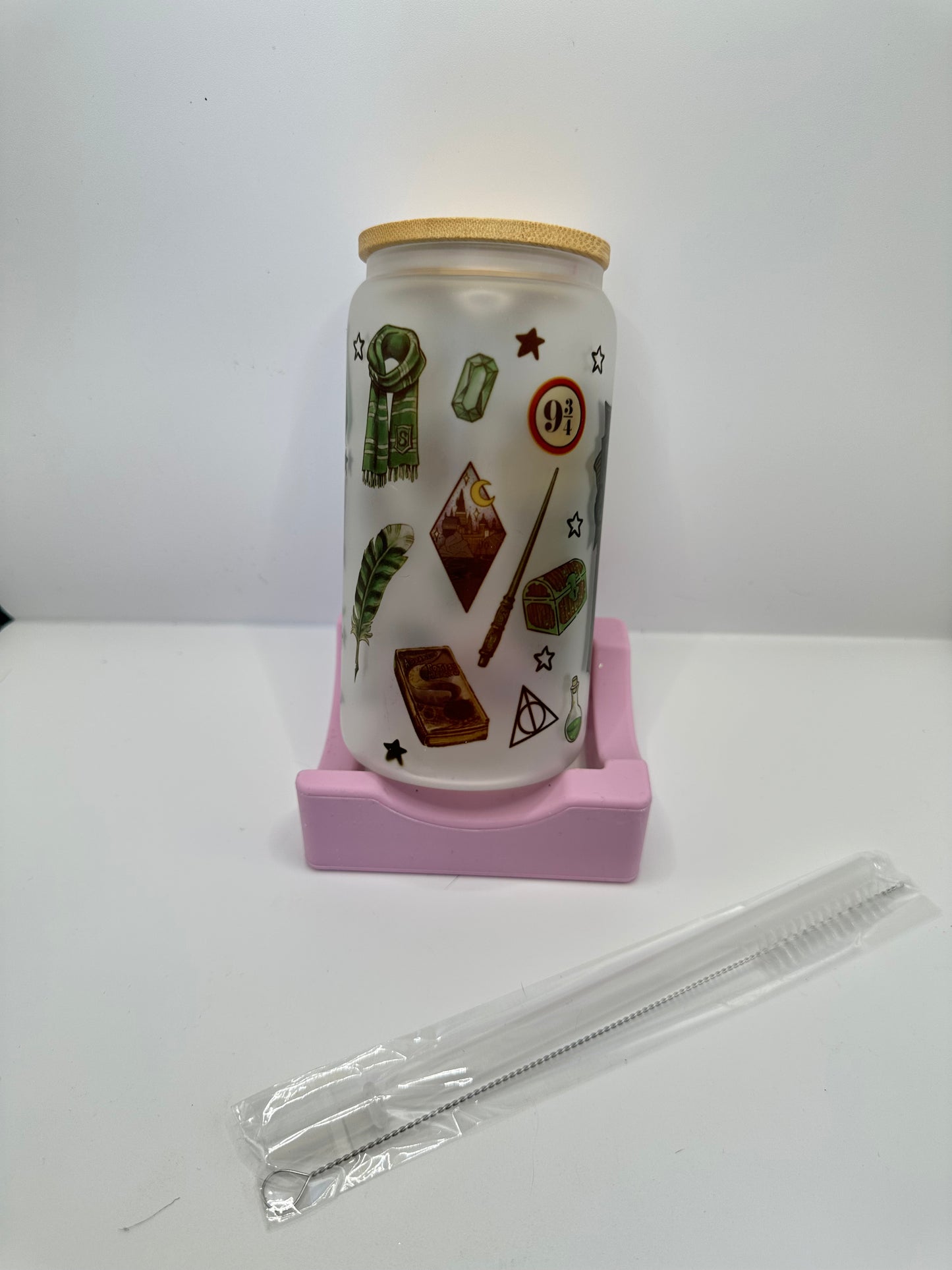 Vaso con tapa y cañita