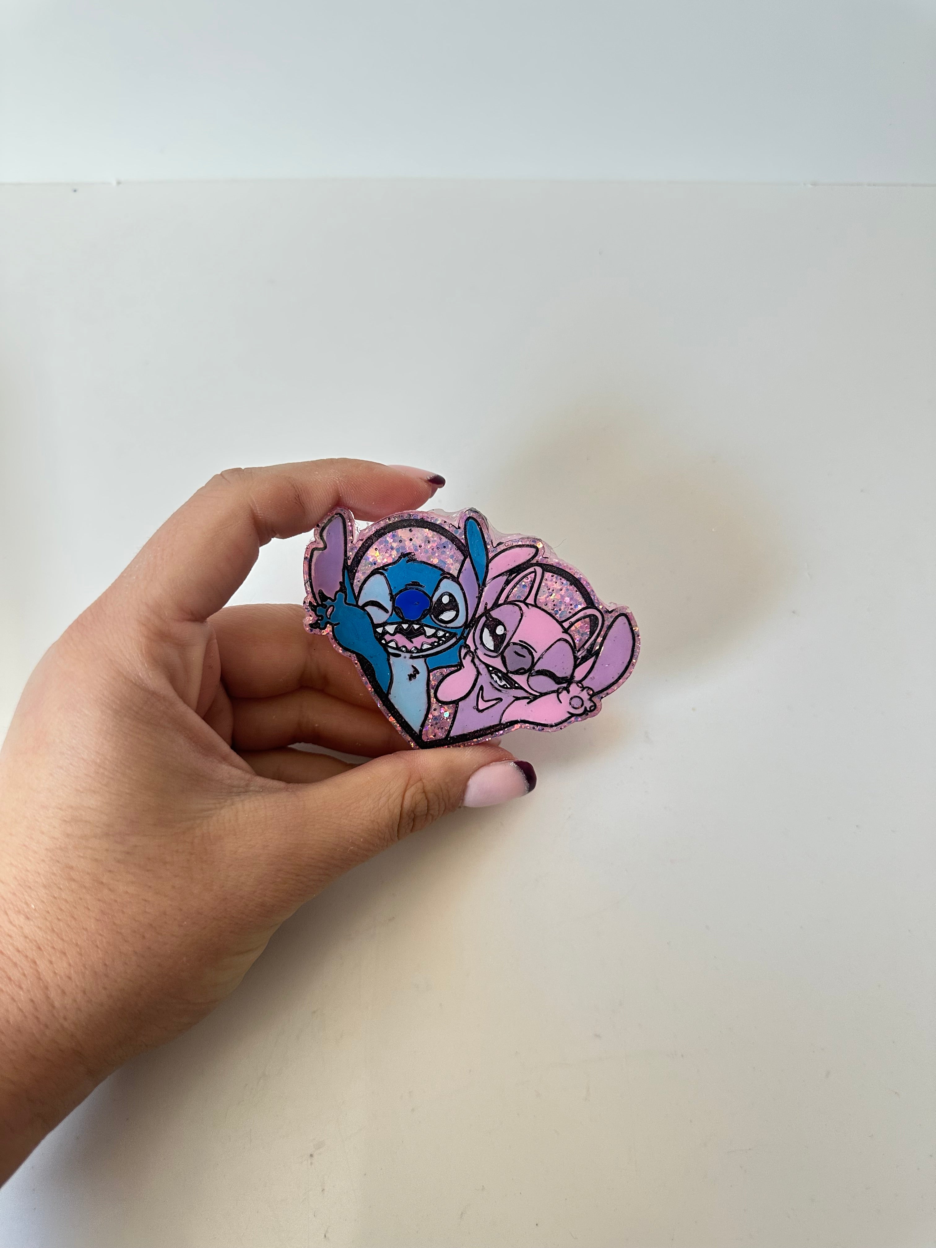 Cover minder dp. En resina pintado a mano